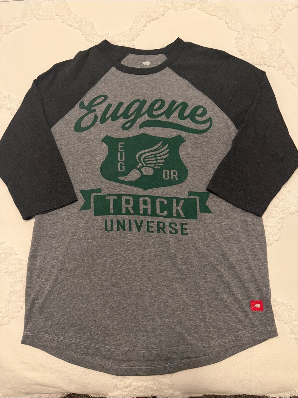 3/$25 🌟 University of Oregon Tee